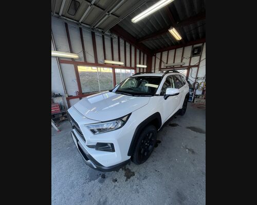 104F259F-39EB-4571-9FDA-27EE3489E1AF